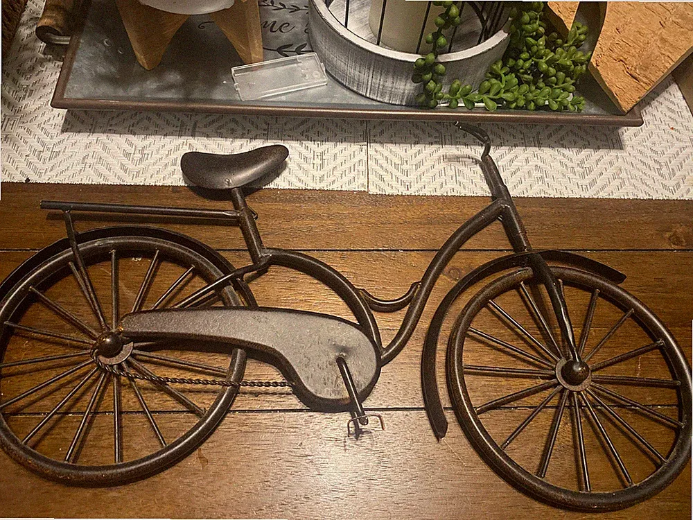 Collectible Metal Hanging Bike Wall Decor Brown/bronze Wall hanging Bicycle