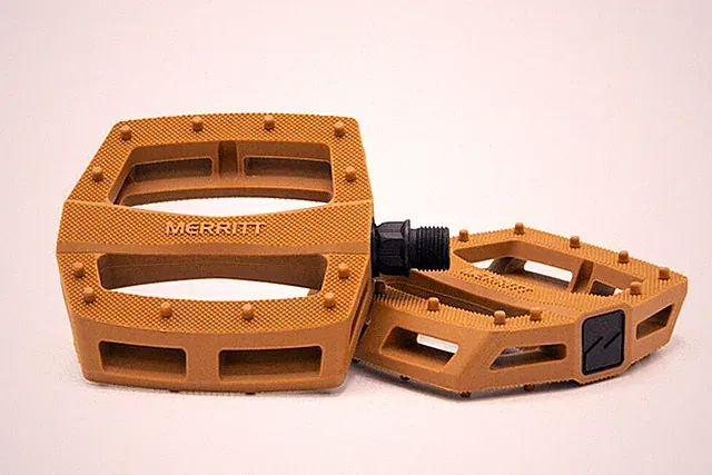 MERRITT BMX - P1 BMX BIKE PEDALS - 9/16" - PRIMO CULT SUNDAY FIT KINK