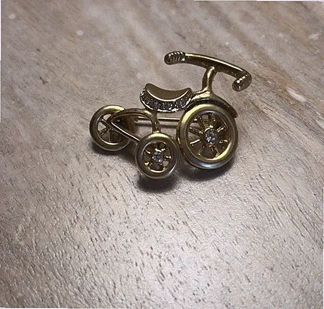Tricycle/ Bike Brooch Pin